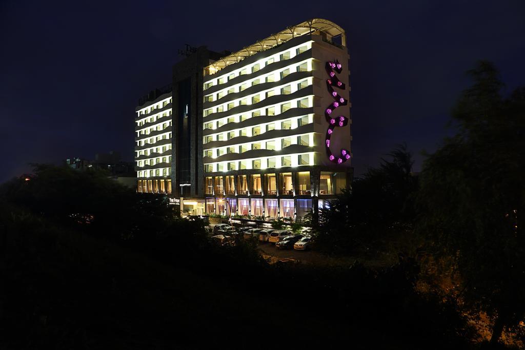 Fortune Select Sg Highway, Ahmedabad - Member Itc Hotels' Group Exterior foto